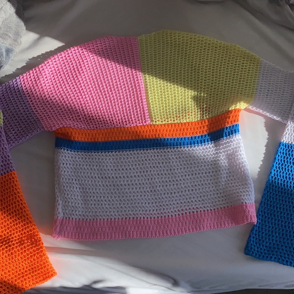 Multi Color Sweater Top - Picture 2 of 3